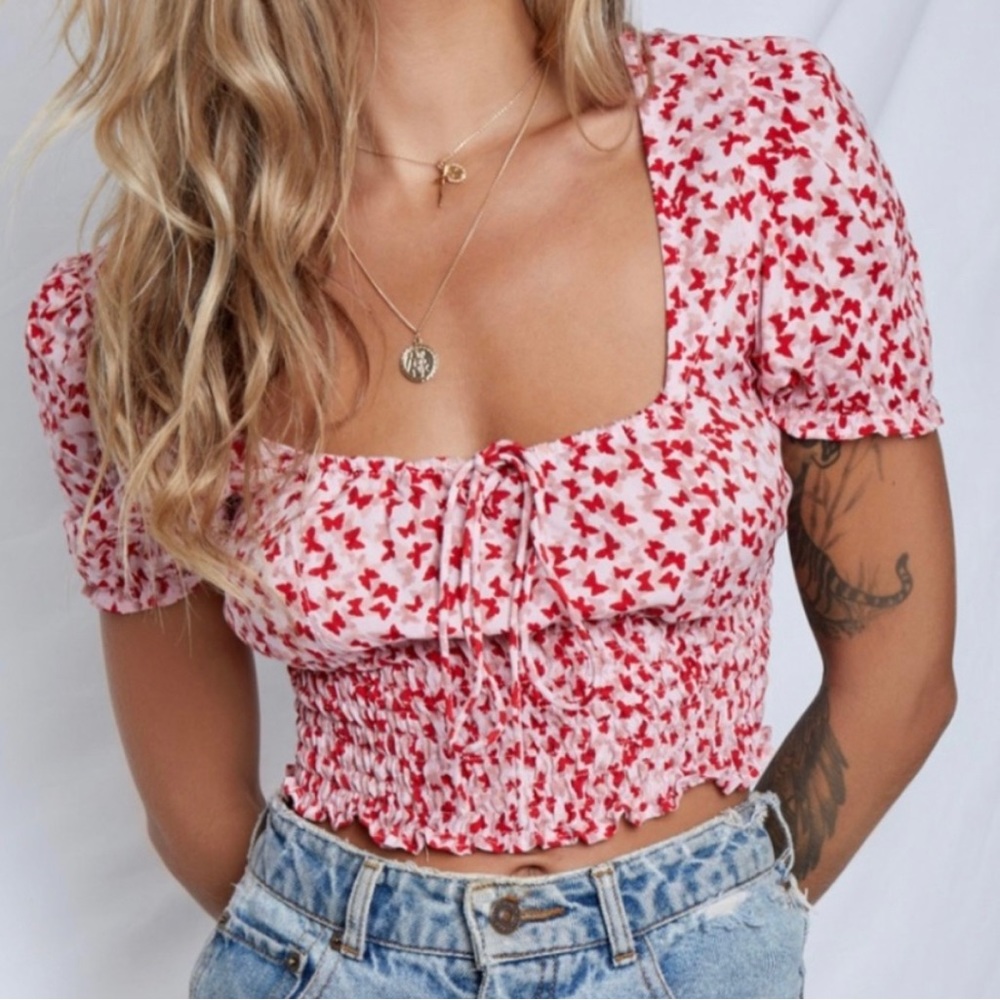 motel crop top